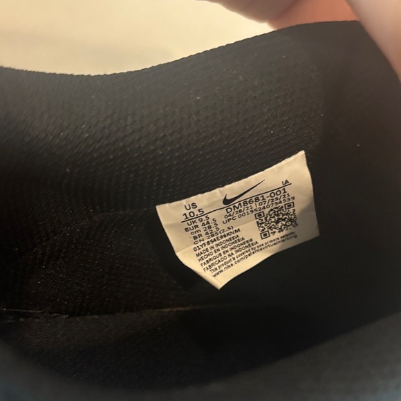 Nike Men's Black and Blue Sneakers Court Vision - Picture 4 of 5